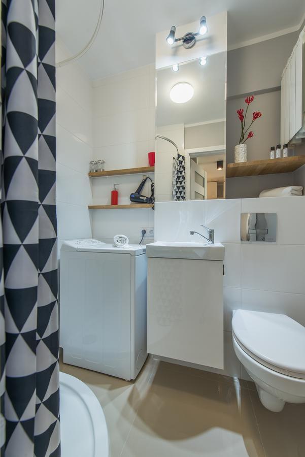 P&O Serviced Apartments Anielewicza Warsawa Bagian luar foto
